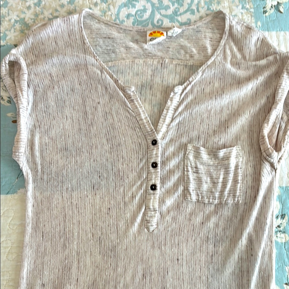 🌞C&C CALIFORNIA CAP SLEEVE TOP in Ivory Size Medium
